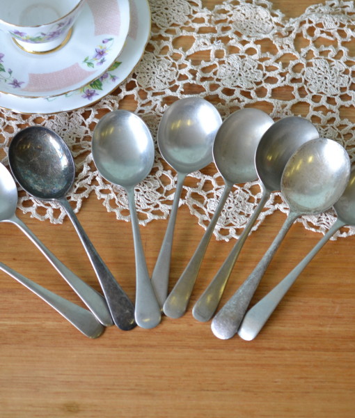 Vintage 9 x Soup spoons EPNS A1 : Lot 1B