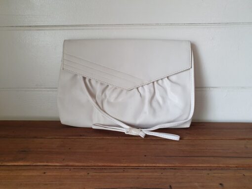 Vintage  handbag  purse shoulder bag Sandler white 6WTPL