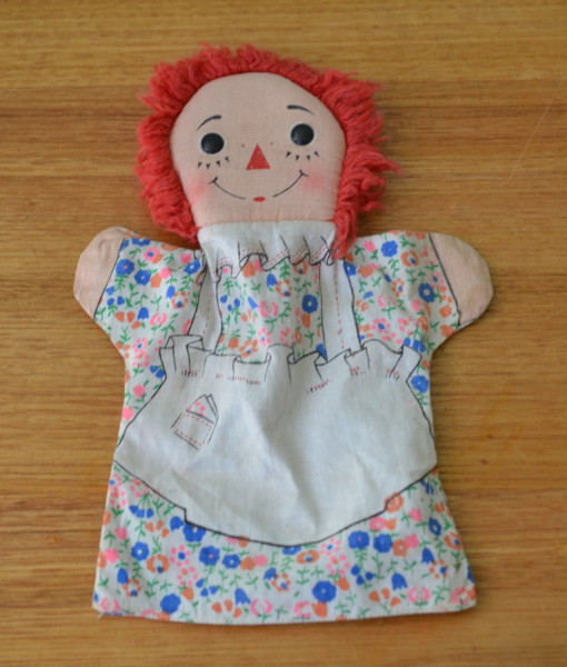 Vintage Raggedy Ann puppet doll retro