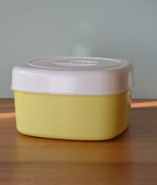 Vintage cake tin biscuit barrel canister yellow 3195
