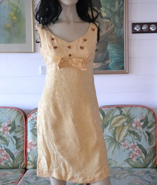 Vintage 1950's 1960's yellow dress Size 4 to 6  AUS No 546