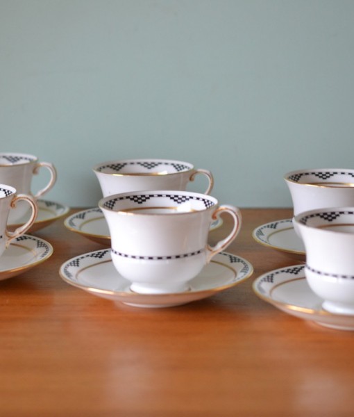 Vintage Anysley teacups & saucer x 6