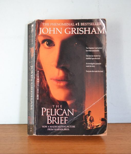 Vintage book John Grisham The Pelican Brief paper back 1993