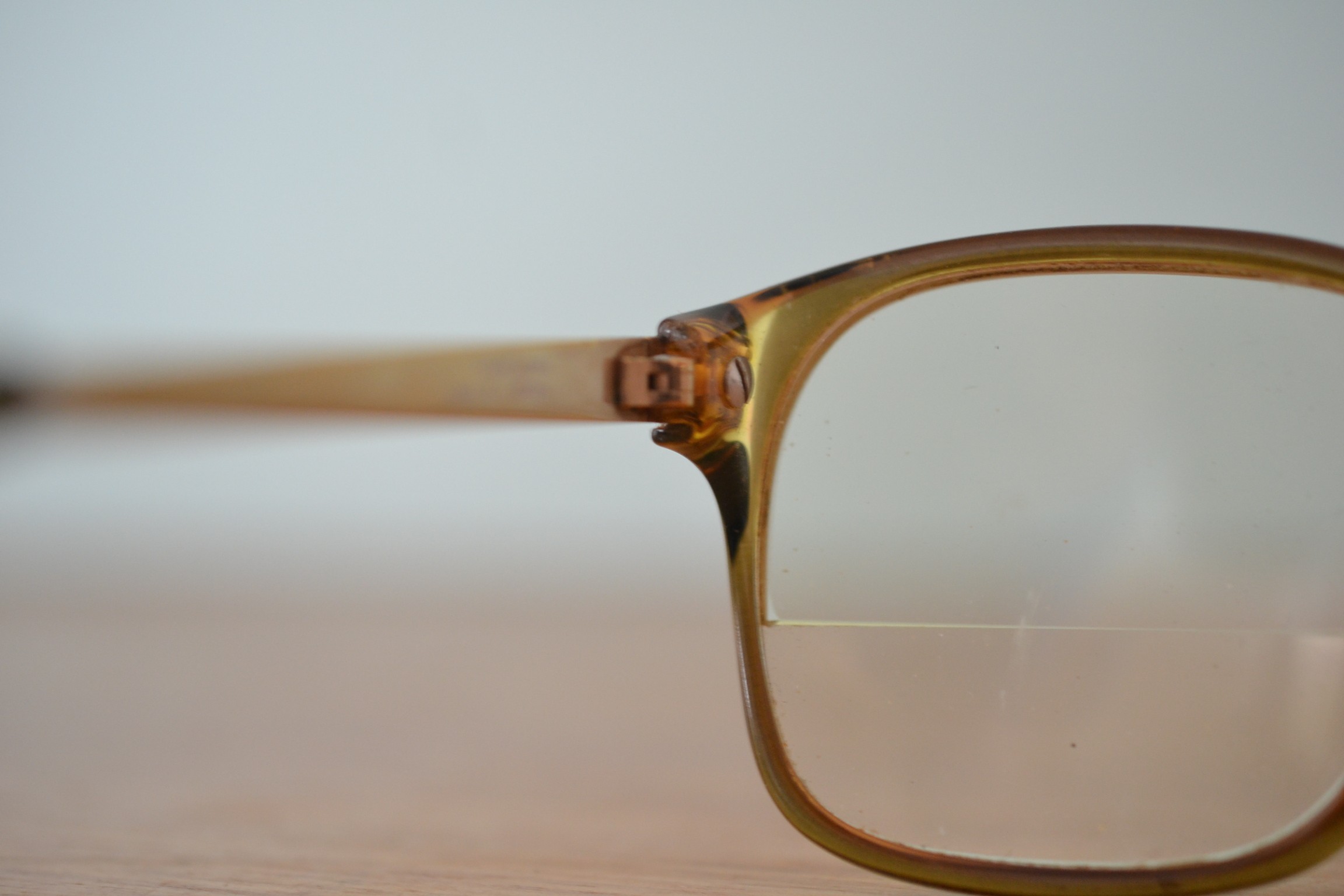 Vintage Reading glasses Austria amber colour 1960s LYLBT2 - Funky Flamingo