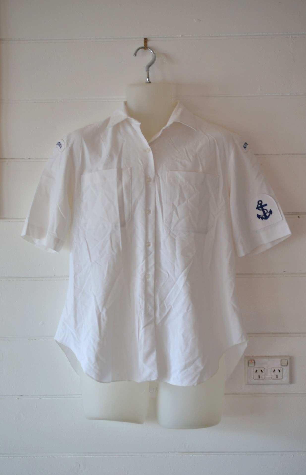 Vintage Mens Navy / Military shirt Australia size S white DBT4 - Funky ...