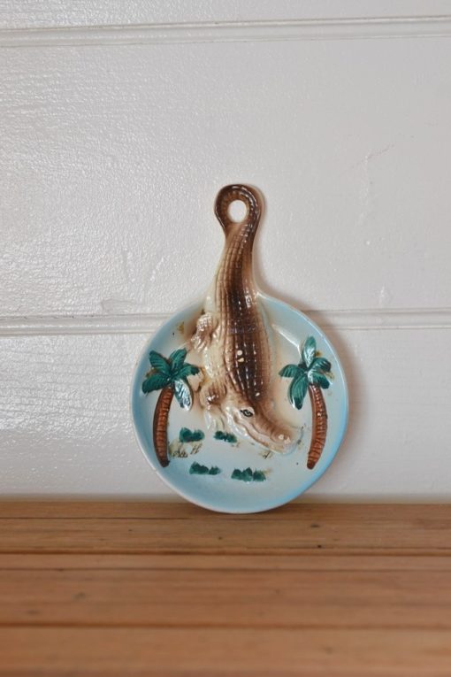 Vintage 2D / 3D  wall hanging ceramic plate spoon rest crocodile tiki