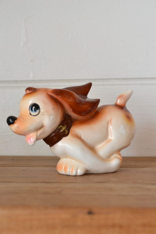 Vintage ceramic dog wide eye figure figurine  running