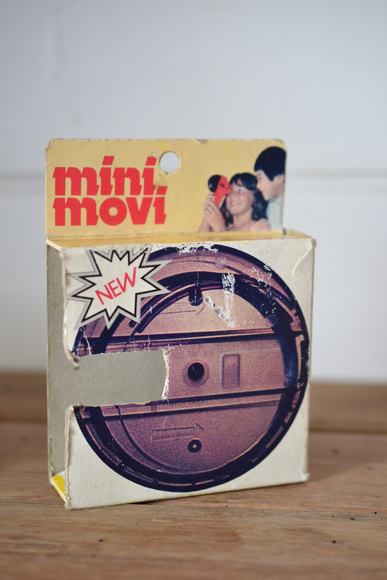 Vintage 1970s Mini Movie Film Cassette Apollo empty case original box LYLBT3