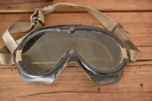 Vintage WWII Goggles Polaroid Aviation Goggle Kit No 1068