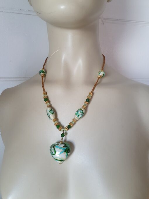 Vintage retro 1980's glass heart beaded necklace turquoise green9