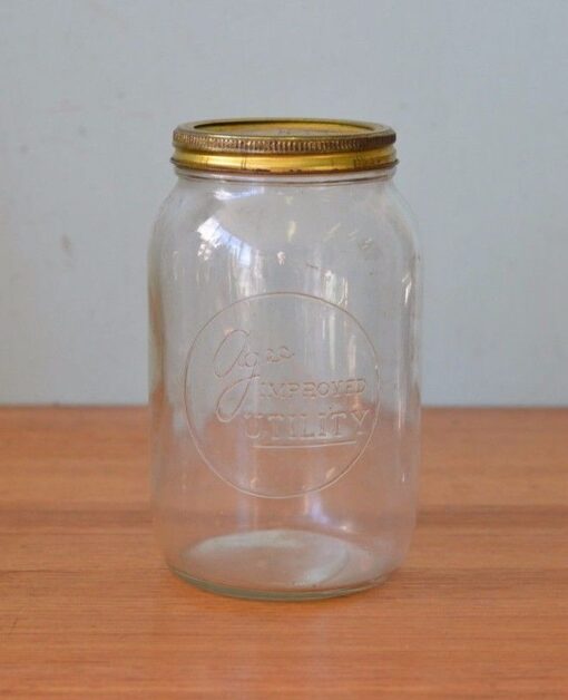 Vintage Kitchen glass preserving  jar Agee lid BGT2