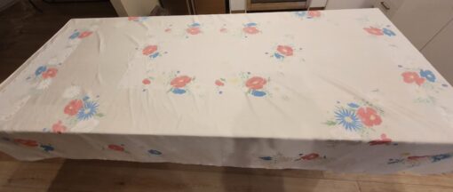 Vintage cream pink blue flowers rectangle table cloth & serviettes 220 cm x 170