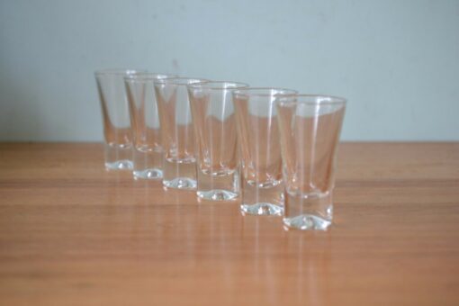 Vintage five shot glasses alcohol glass barware 1960's Pit1