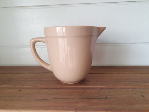 Vintage ceramic baking jug mushroom pink 40s U49 Diana pottery BGT1